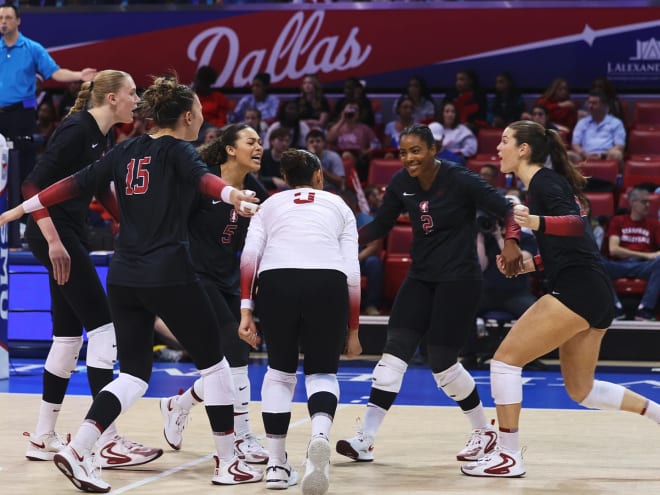 Recap: No. 5 Stanford WVB sweeps No. 12 SMU