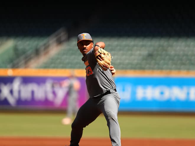 Tennessee baseball powers past Rice to notch 10-0 start to 2025 season