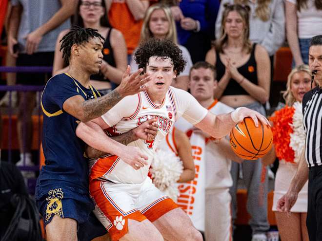 Notre Dame MBB feels its missing pieces in road loss at No. 13 Clemson