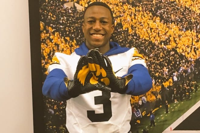 Cornerback Derrick Miller Jr. continues to have Iowa among his top choices.