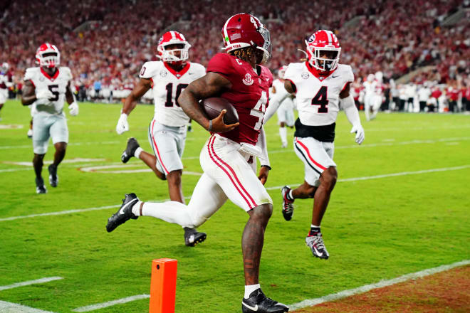 Alabama Crimson Tide defensive back Domani Jackson (1) celebrates after making an interception during the first quarter against the Georgia Bulldogs at Bryant-Denny Stadium. Photo | John David Mercer-Imagn Images