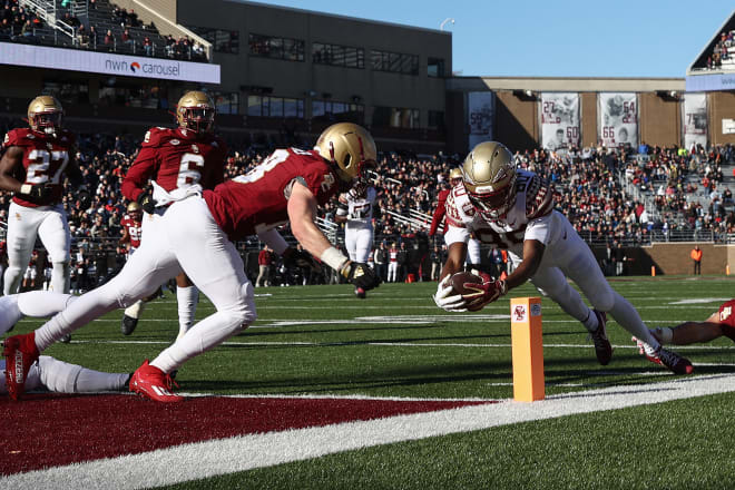 Ontaria Wilson stretches out for a touchdown Saturday at Boston College.