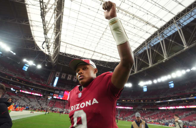 Volunteers QB Joshua Dobbs impressing on the field, in classroom 