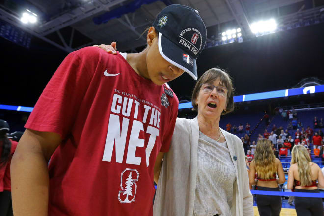 Erica McCall and head coach Tara VanDerveer after defeating Notre Dame in the Elite Eight.