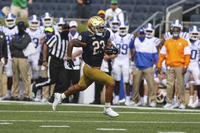 Kyren Williams hit the 20-touch mark in his first start, which Notre Dame running backs don't often do.