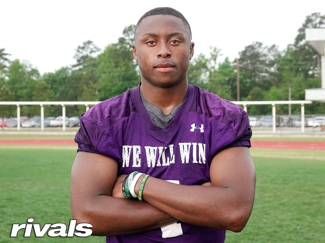 Plenty going on for 2024 four-star QB DJ Lagway - Next.js