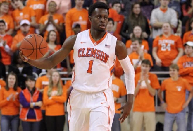 Austin Ajukwa will be transferring from Clemson to Charlotte.