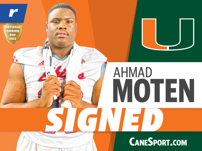 Ahmad Moten signs with the Miami Hurricanes