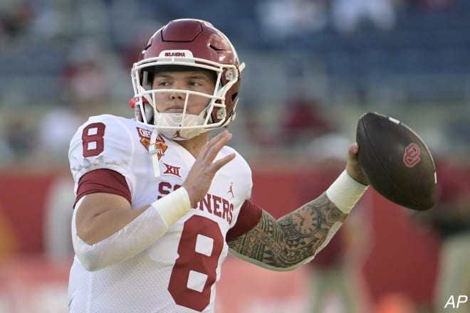 Bo Nix reacts to Dillon Gabriel transferring to Oregon