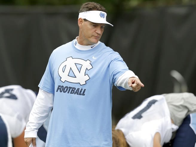Gene Chizik turned around UNC's defense in his first year in 2015, and hopes to do the same in 2022.