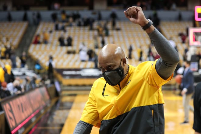 Cuonzo Martin and Missouri held on to hand Alabama its first loss in SEC play this season on Saturday.