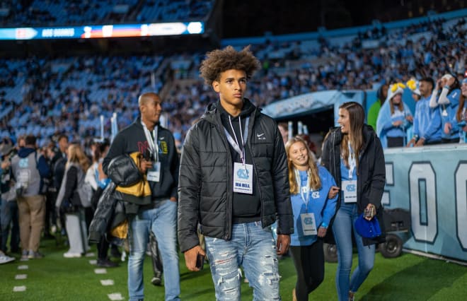 Class of 2026 quarterback Dia Bell was in Chapel Hill for the Tar Heels' 47-45 win over Duke
