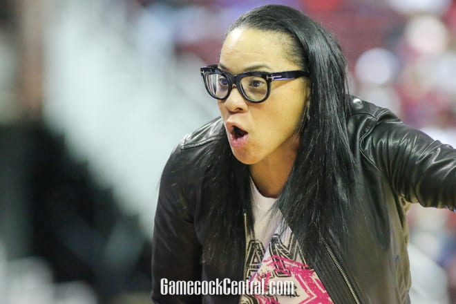 South Carolina's Dawn Staley gets massive raise, contract extension