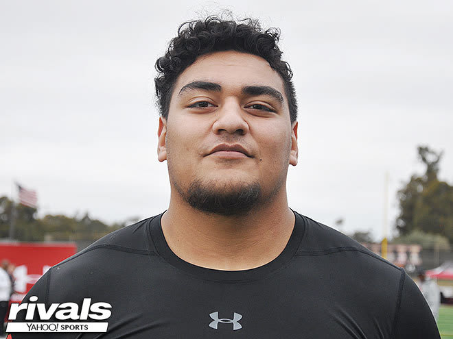 Tommy Togiai commits to Ohio State on Tuesday night