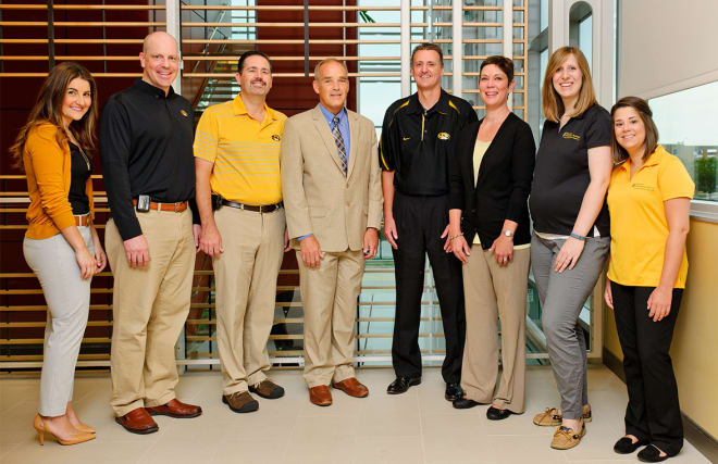 The Mizzou BioJoint team. Dr. James Cook is fourth from the right.