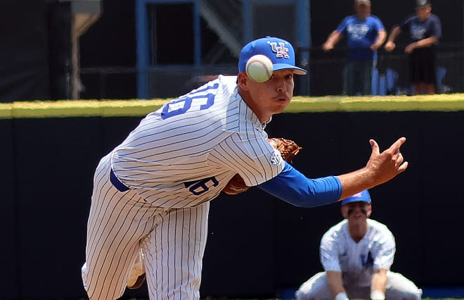 Lexington, KY, USA. 5th May, 2023. Devin Burkes during a game