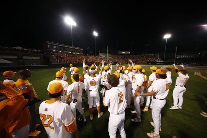 Drew Gilbert hits walk-off grand slam in NCAA tournament vs Wright State 