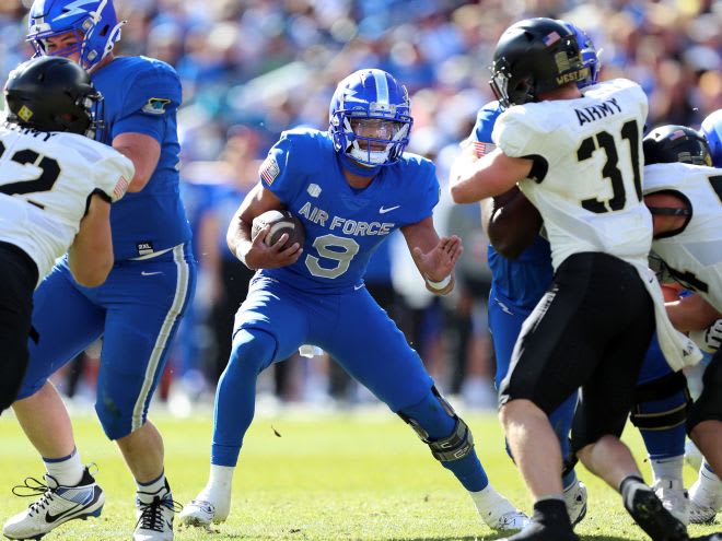 Led by MLB Leon Lowin (#31), the Black Knights shutdown Air Force QB Zac Larrier and the Falcons' high powered offense 