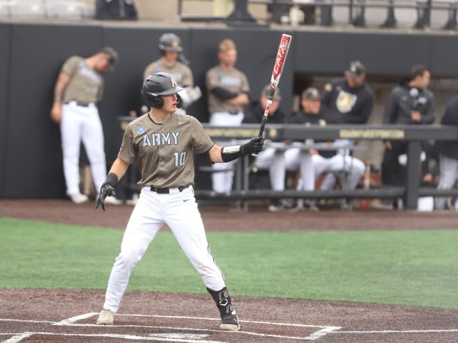 Derek Berg (#10) at bat