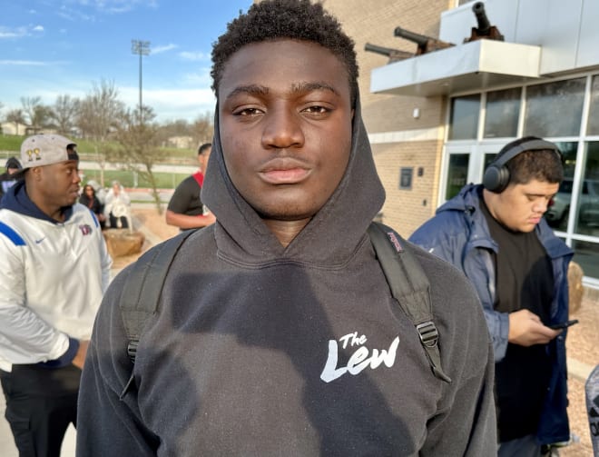Five-star offensive lineman took a Texas unofficial visit on Tuesday and liked what he heard form the UT coaches and the current team members. 
