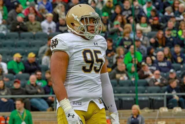 Notre Dame Fighting Irish football defensive lineman Myron Tagivailoa-Amosa