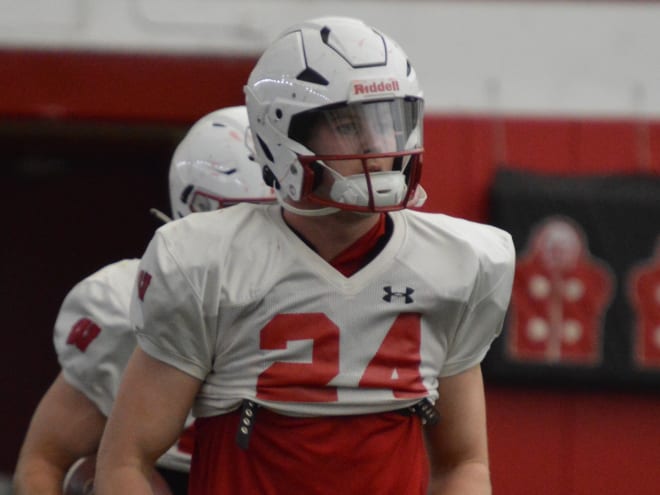 Senior safety Hunter Wohler is expected to have a big season for the Badgers in 2024.