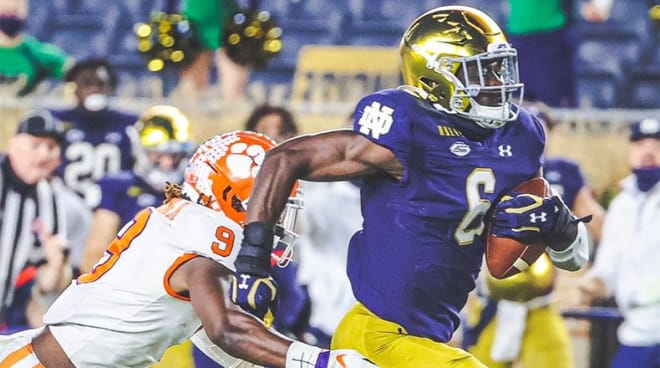 Notre Dame senior linebacker Jeremiah Owusu-Koramoah is projected as a first round draft pick in the 2021 NFL Draft.