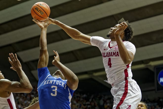 Kentucky Wildcats guard Adou Thiero (3) shoots against Alabama Crimson Tide forward Noah Gurley (4) during first half at Coleman Coliseum. Photo | Marvin Gentry-USA TODAY Sports