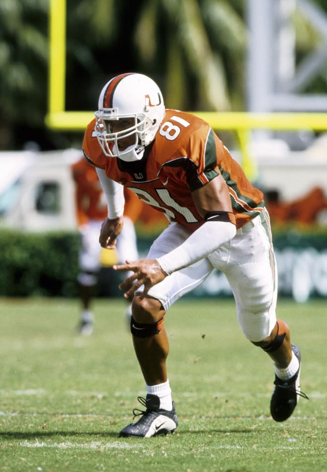 Rose Bowl, Miami Jeremy Shockey in action, making catch vs