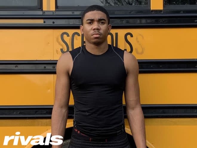 Alabama 2024 OLB Joseph Phillips shares busy spring visit schedule