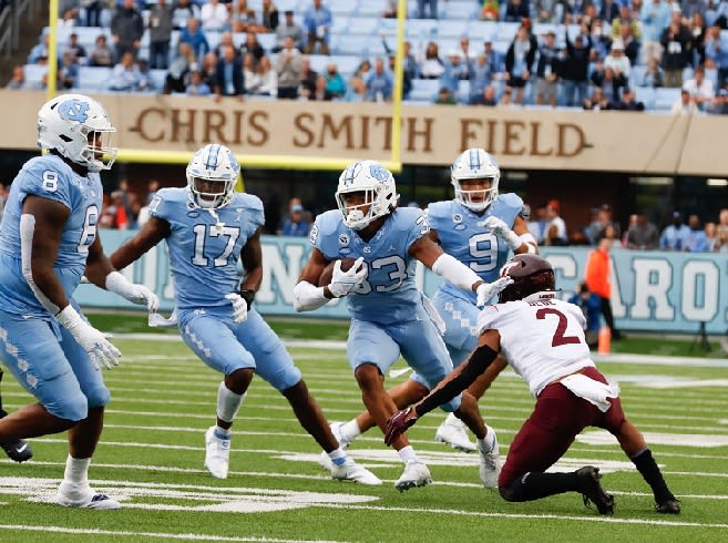 UNC LB Cedric Gray's interception in the second quarter set up a Tar Heels touchdown Saturday.