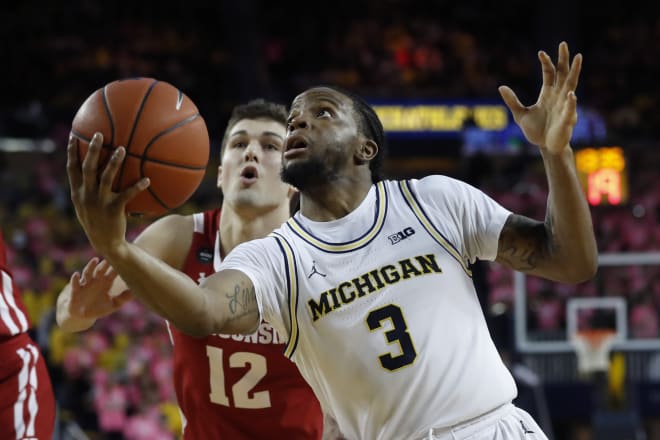 Michigan Wolverines basketball senior point guard Zavier Simpson had a career-high 32 points in Thursday's loss to Wisconsin.