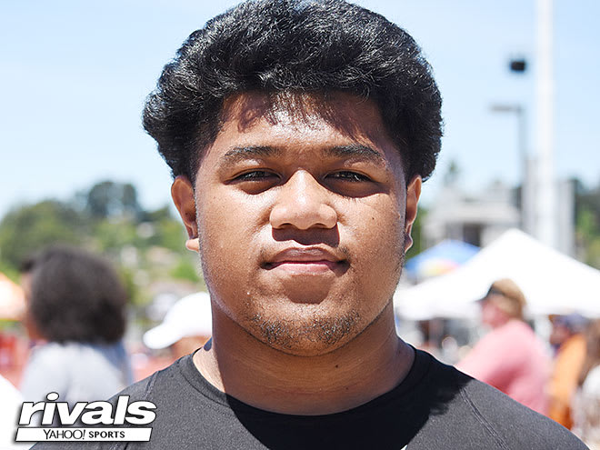 USC' coaches are well aware of 310-pound UCLA DT commit Niti Liu.