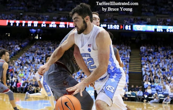 Luke Maye had career highs of 32 points and 16 rebounds.