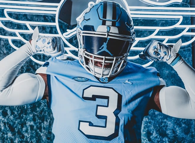 North Carolina UNC Tar Heels football recruiting 2025 3-star Justin Rowe