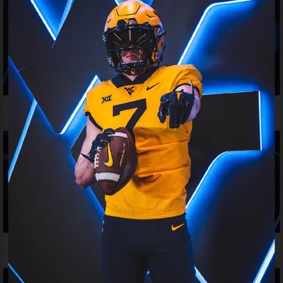 Singer is one of several talented players in the West Virginia Mountaineers football recruiting class.