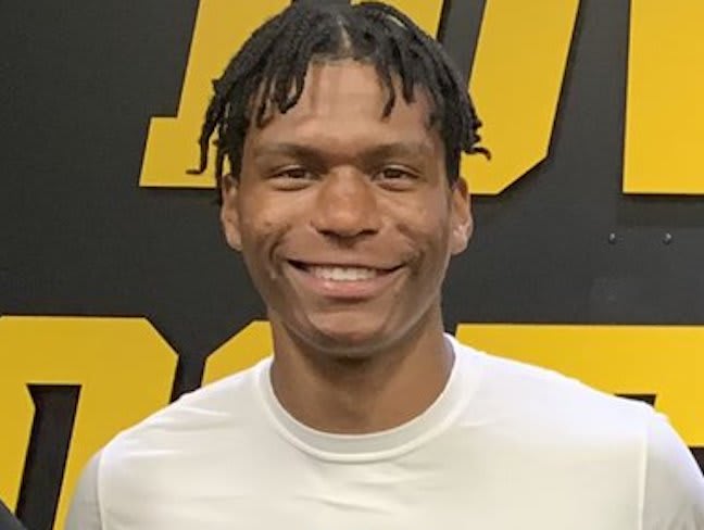 Wisconsin offered 2023 tight end Kai Black on Sunday. 