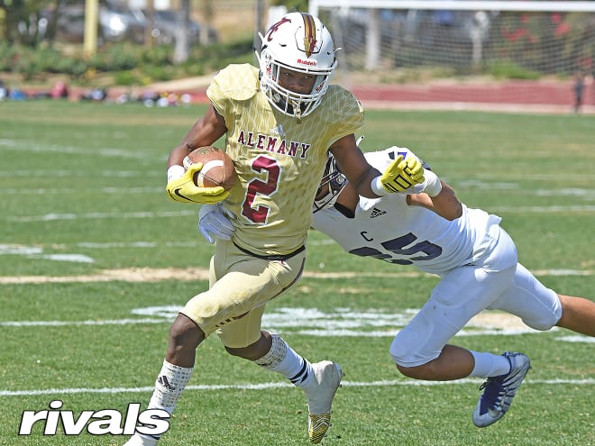 Bishop Alemany WR Kevin Green Jr. is the newest USC 2022 commit.