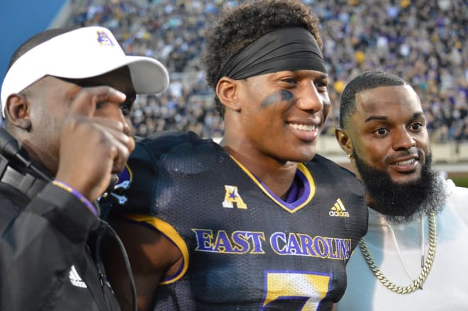 East Carolina's Zay Jones breaks FBS record for career catches