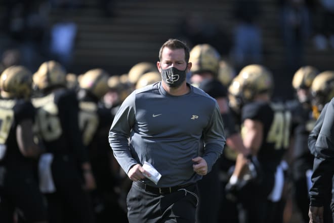 Brian Brohm made all the right moves as a fill-in for Jeff Brohm.