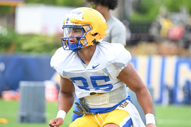 Pitt linebacker Braylan Lovelace