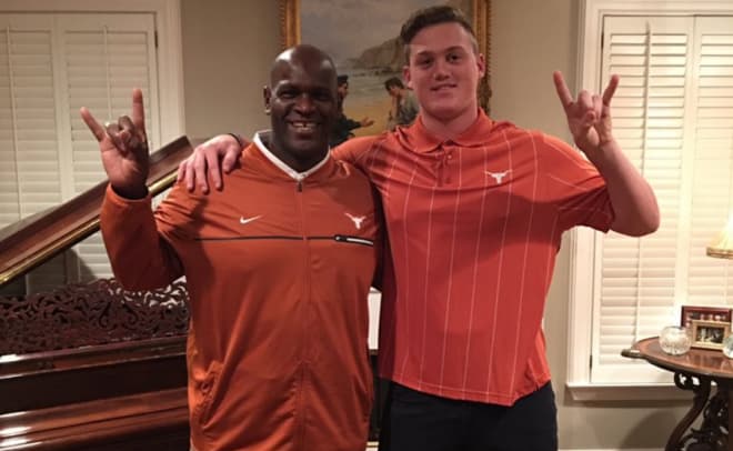 Max Cummins committed to Texas on Tuesday night. 