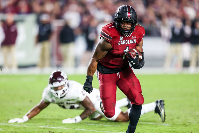 South Carolina Gamecocks running back MarShawn Lloyd (1) rushes for a touchdown against the Texas A&M Aggies in the second half at Williams-Brice Stadium. Photo | Jeff Blake-USA TODAY Sports