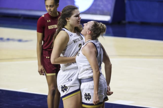 Dara Mabrey (right) led the Irish with 21 points, while freshman Maddy Westbeld (left) contributed 13 points, seven rebounds and six assists.
