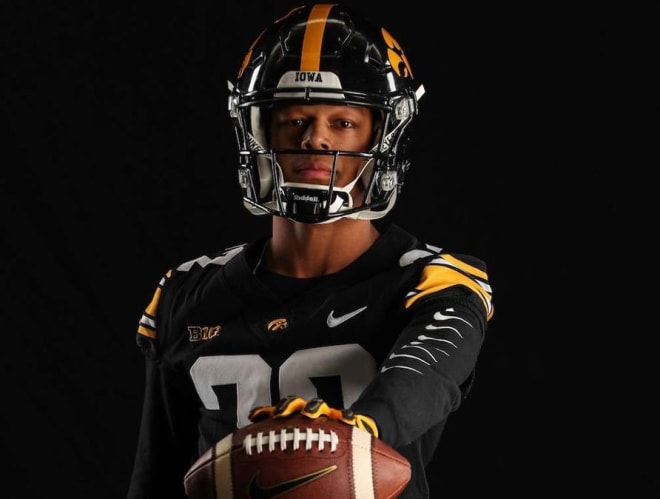 Class of 2021 defensive back Justin Walters visited Iowa's junior day this past weekend.