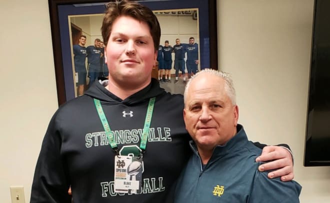 Blake Miller is one of the top offensive tackles in the 2022 class.