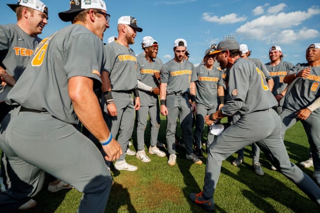 Tennessee Baseball Notebook: Tony Vitello Previews Start Of