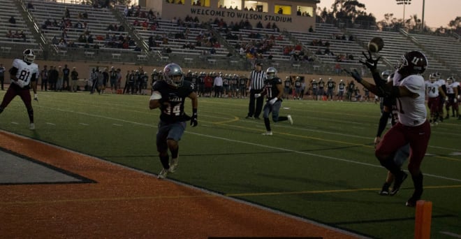 Mt. SAC Tight End Bryce Pierre catches one of three TD's this year(Alize Robinson Photo)