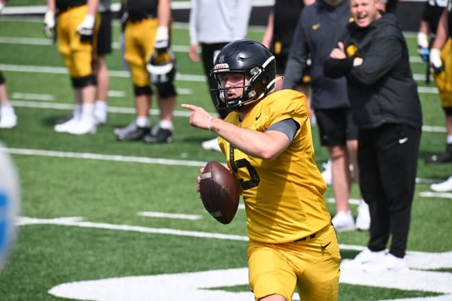 Ten Thoughts On Iowa's Final Spring Practice - Hawkeye Beacon: Iowa ...