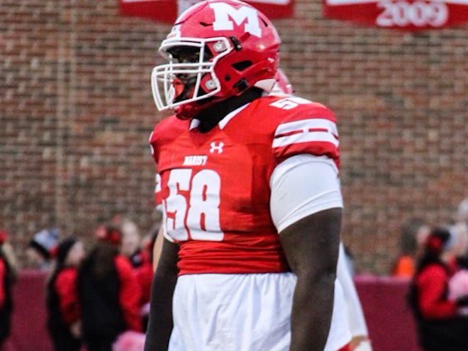 Rising senior defensive tackle Jamel Howard committed to Wisconsin on Sunday. 